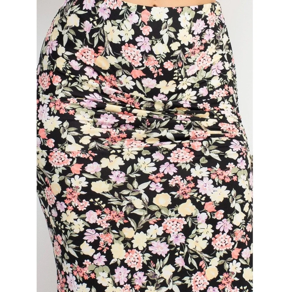 Floral print crop top and skirt set - Picture 9 of 10